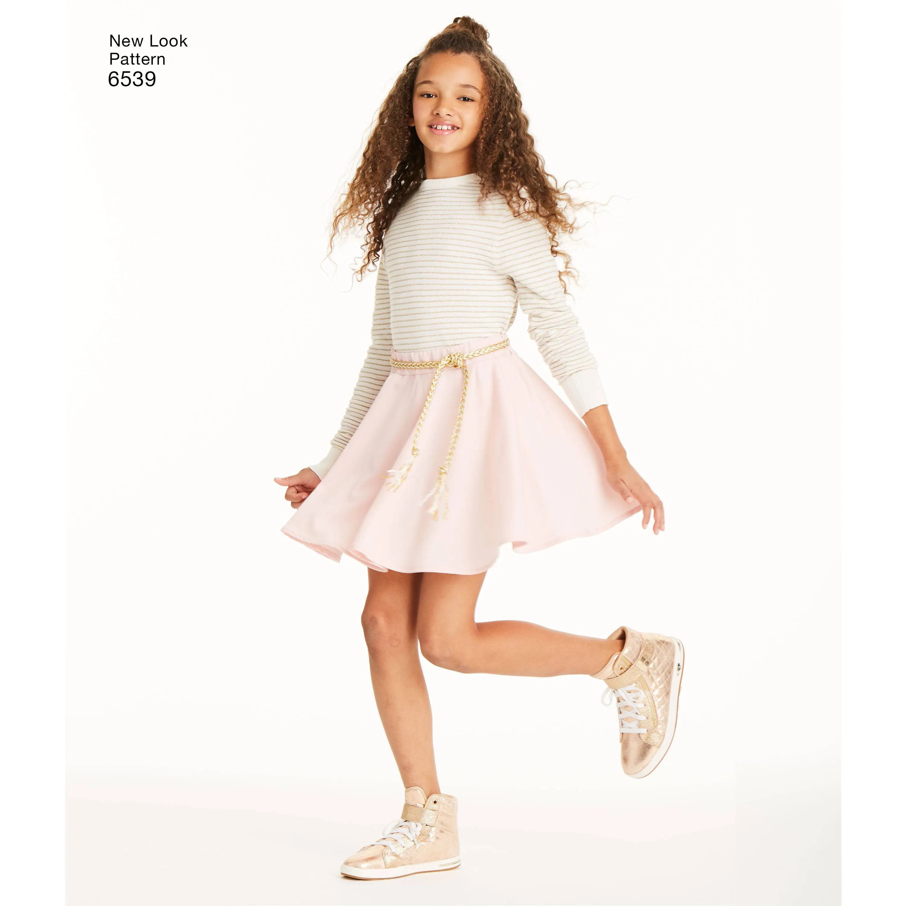 6539 New Look Pattern 6539 Tween Skirts with Ears Headband