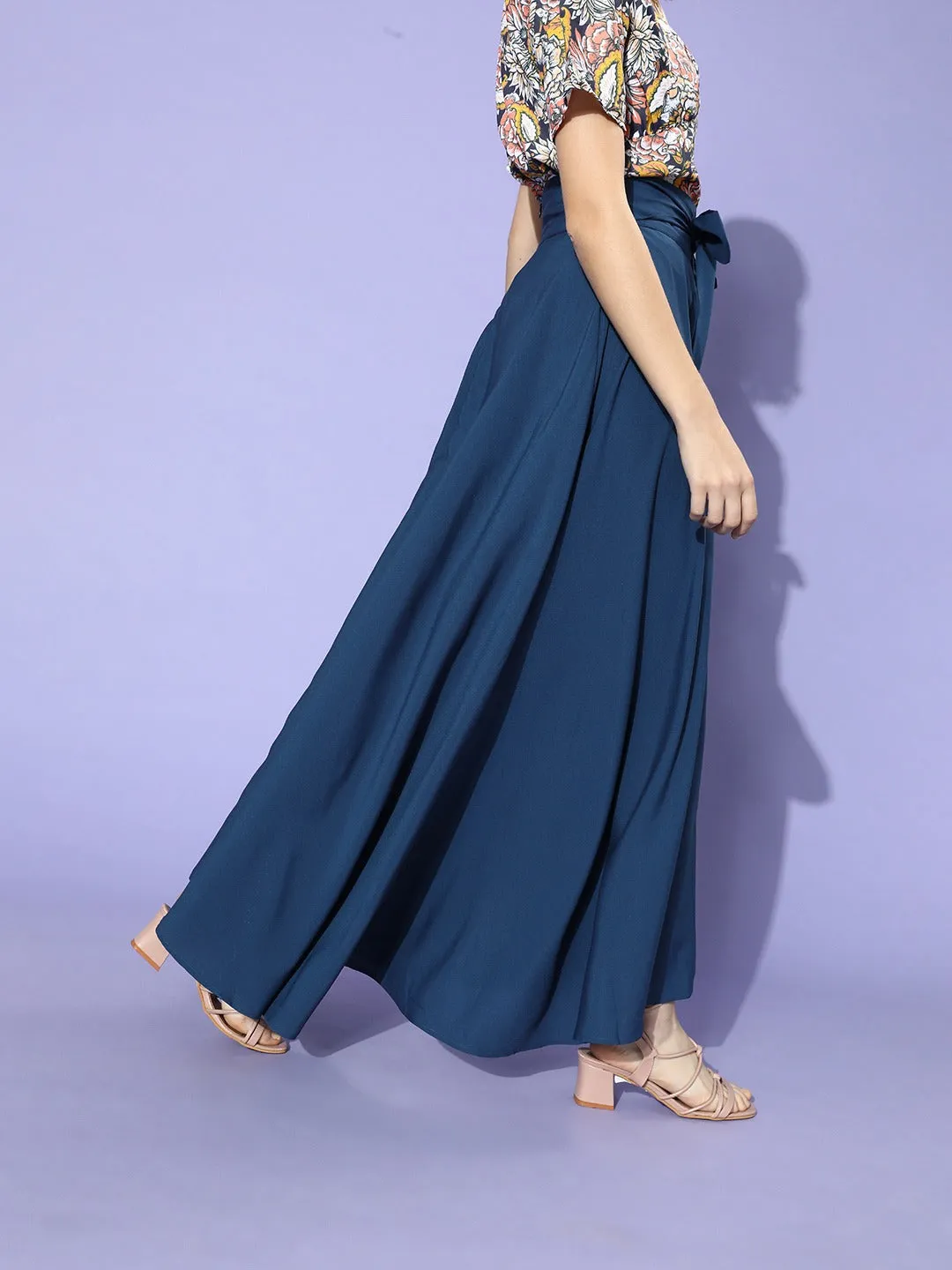 Berrylush Women Solid Blue Waist Tie-Ups Flared Maxi Skirt