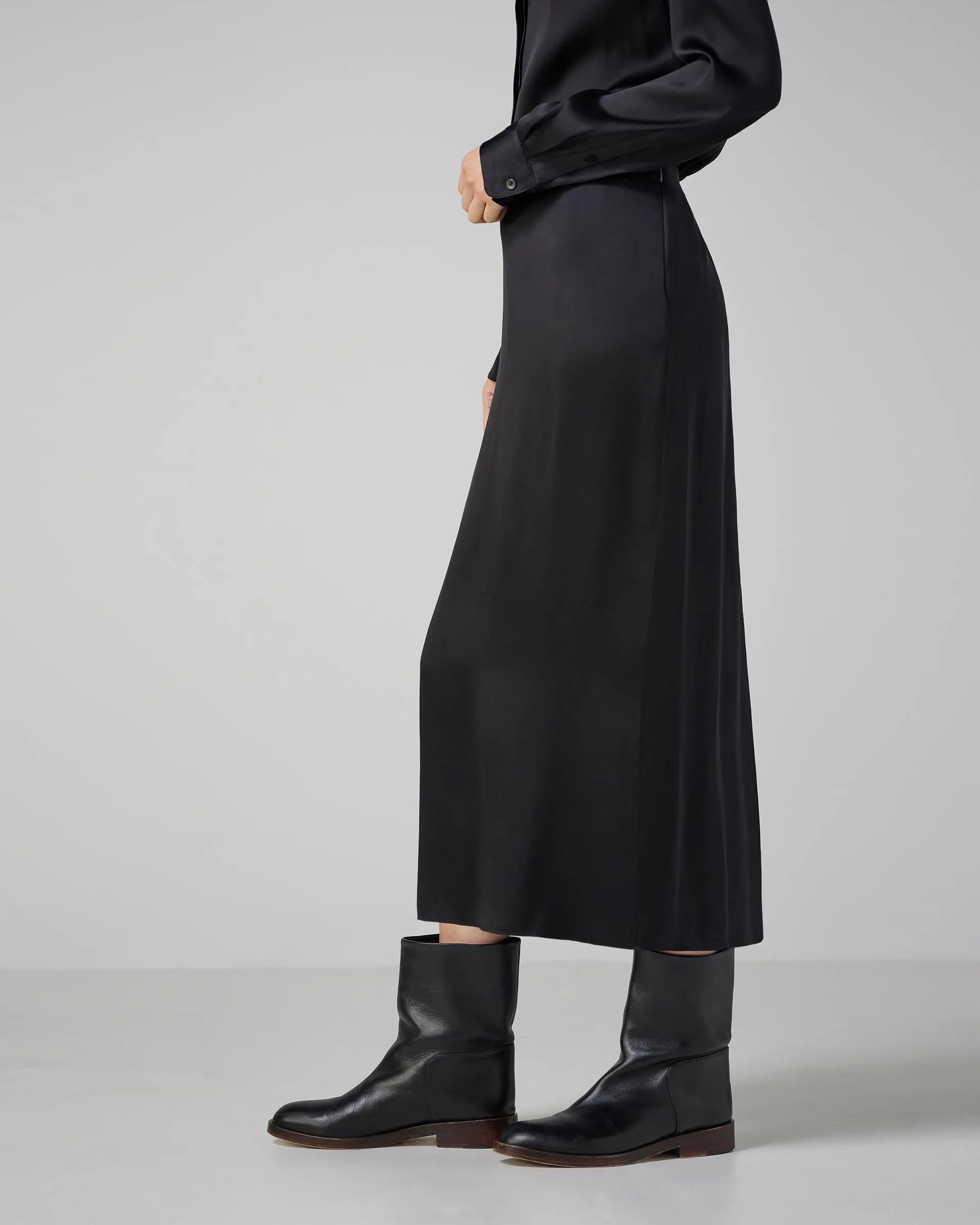 Bianca Skirt in Washed Silk, Black