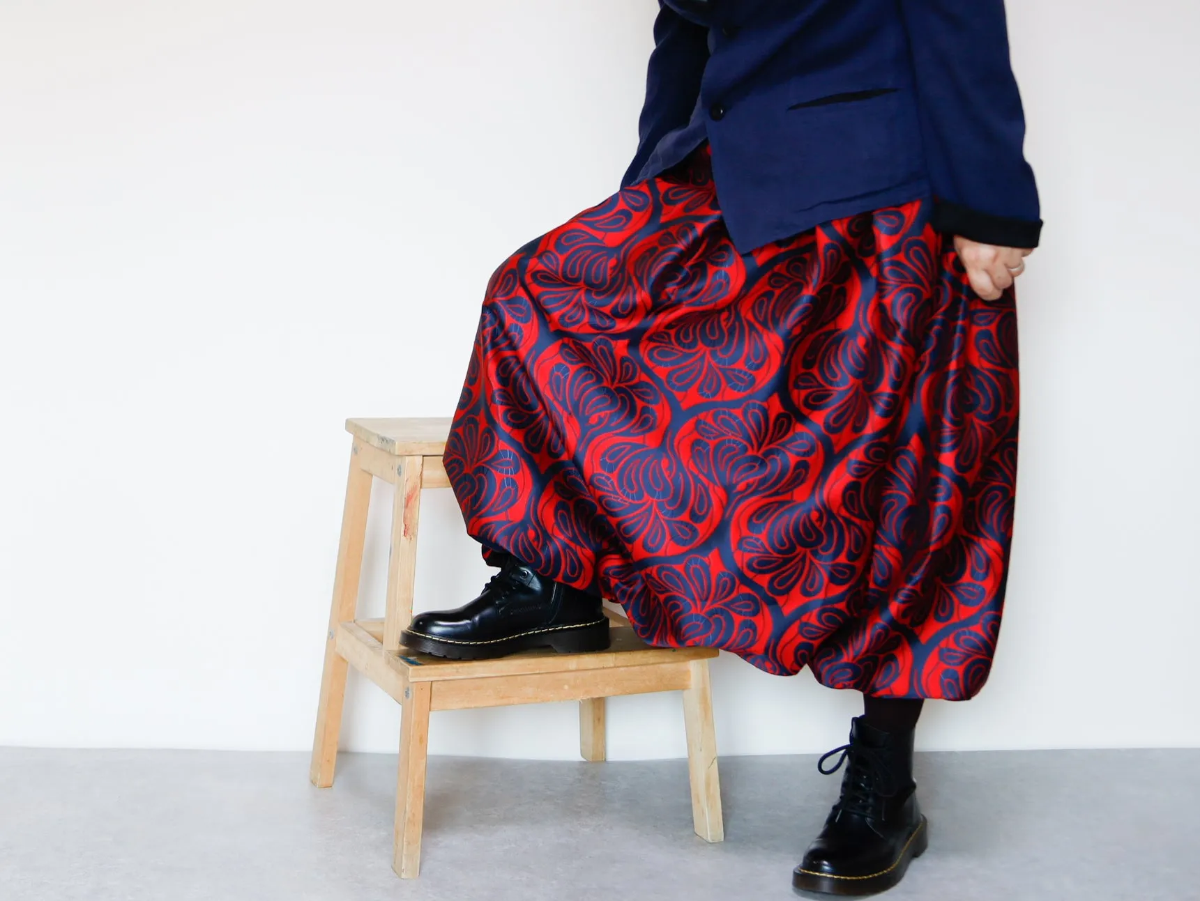 <S42C>COVENT GARDEN WOVEN RED BALLOON Skirt