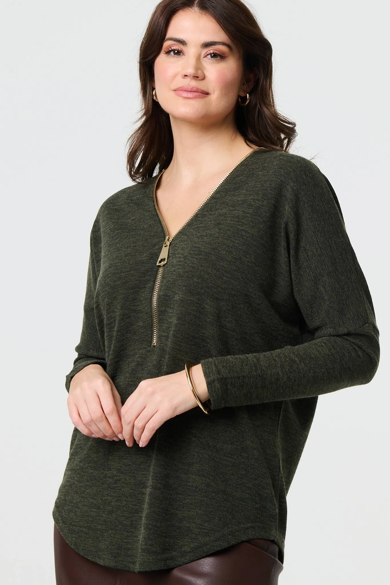 Zip Front V-Neck Relaxed 3/4 Sleeve Top